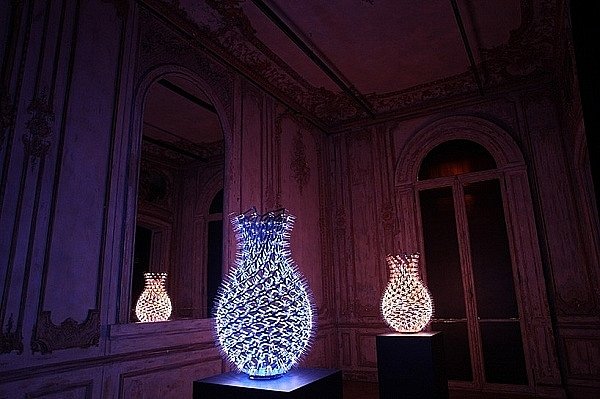 ​Светодиодные лампочки в китайских вазах