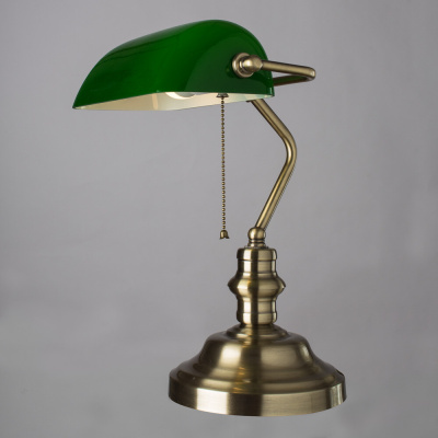 Кабинетная настольная лампа Arte Lamp BANKER