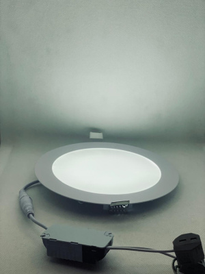 102R-12W-6000K-Wh Cветильник светодиодный встраиваемый