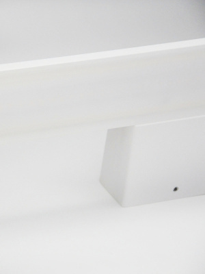 1088/60-18W-3000K-Wh Подсветка для картин светодиодная белая ELVAN- витринный образец от интернет магазина Elvan.ru