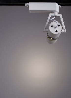 Трековый светильник Arte Lamp LINEA